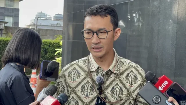 Ajudan-dan-Polisi-Dibidik-KPK-Usut-Selisih-Uang-Amplop-Raja-Juli