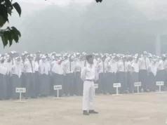 Anak Sekolah di Singkawang Tetap Belajar Tatap Muka di Tengah Asap Karhutla