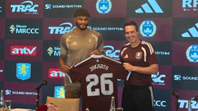 Antusiasme-Fans-Indonesia-Bikin-Unai-Emery-Terkejut-Aston-Villa-Siap-Bertanding-Malam-Ini