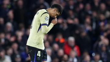 Araujo-ke-Liverpool-Carragher-Warnai-Konsistensi-dan-Disiplin-Masih-Jadi-Tanda-Tanya