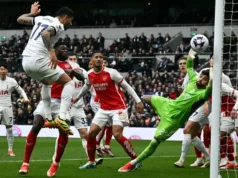 Arsenal Buru Romero, Tottenham Teguh Tolak