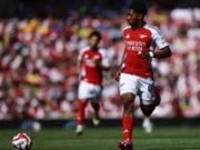 Arteta Pastikan Lewis-Skelly Tetap di Arsenal Musim Ini