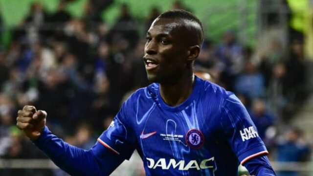 Aston-Villa-Resmi-Datangkan-Nicolas-Jackson-dari-Chelsea-Pengganti-Ollie-Watkins