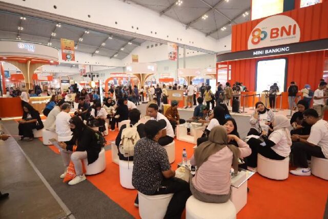 BNI-wondrX-2026-Sorot-Pengunjung-dengan-Diskon-Sepatu-hingga-40-Persen