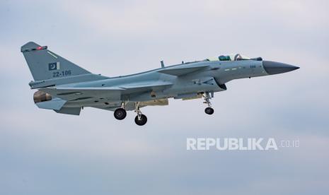 Bangladesh-Pilih-Jet-Tempur-J-10CE-China-Tinggalkan-Rafale-dan-Typhoon