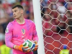 Barcelona Resmi Rekrut Kiper Kroasia Dominik Livakovic dari Fenerbahce