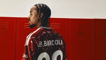 Bradley-Barcola-Resmi-Jadi-Andalan-Liverpool-Kontrak-Lima-Tahun-Senilai-Rp295-Triliun