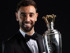Bruno Fernandes Raih PFA Player of the Year, Pecahkan Rekor Assist Premier League