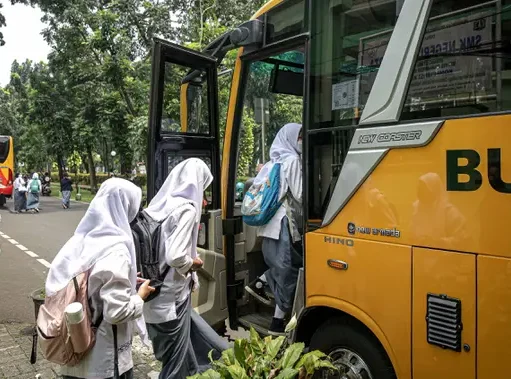 Bus Sekolah Jakarta Siap Antar Jemput 235 Armada Gratis untuk Pelajar