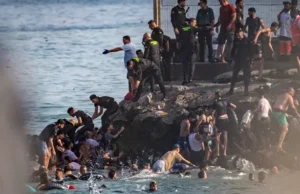 Ceuta Kembali Tenang Usai Ribuan Migran Kembali ke Maroko