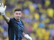 Chelsea Pertimbangkan Rekrut Emiliano Martínez Pasca Kesalahan Sanchez