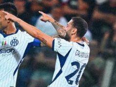 Como 1907 Guncang Napoli, Inter Milan Puncaki Klasemen