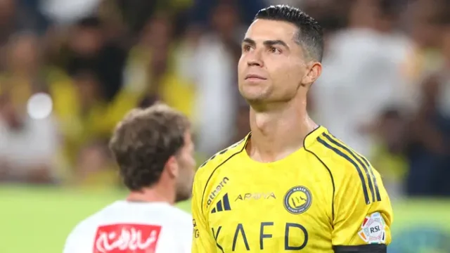 Cristiano-Ronaldo-Jadi-Pemain-Bergaji-Tertinggi-Dunia-Rp821-Miliar-Per-Pekan
