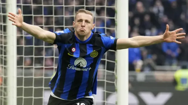 Davide-Frattesi-Kembali-ke-Roma-Lazio-Resmi-Pinjam-Gelandang-dari-Inter