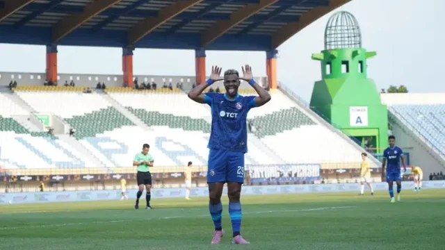 Derbi-Jatim-Panas-di-Semifinal-Piala-Presiden-2026-Arema-FC-Siap-Bertemu-Persebaya