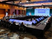 Dewan FIFA Rencanakan Rapat Darurat untuk Memakzulkan Infantino