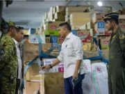 Enam Pesawat TNI AU Angkut 31 Ton Bantuan ke NTT dan Kalimantan