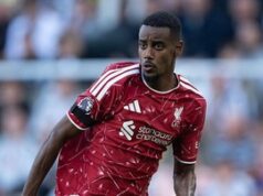 Firmino Yakin Isak Akan Bangkit di Liverpool