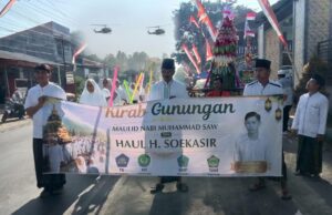 Ribuan Peserta Ikuti Kirab Gunungan Pada Peringatan Maulid Nabi Muhammad SAW 1448 H / 2026 & Haul KH Soekasir di Argopuro Panti