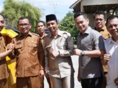 Tujuh Kontainer Sampah Diserahkan untuk Kecamatan Utan