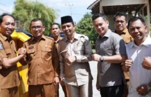 Tujuh Kontainer Sampah Diserahkan untuk Kecamatan Utan