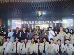 Bupati H. Jarot Sebut KKN UGM Investasi Masa Depan Sumbawa