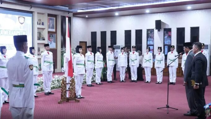 Bupati Kukuhkan Paskibraka Sumbawa 2026