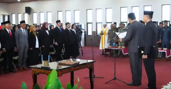 17 Kepala UPT Puskesmas dan Sejumlah Pejabat Fungsional Dilantik