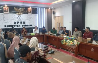BBM Bersubsidi Langka di Utan, Masyarakat Temui DPRD Sumbawa