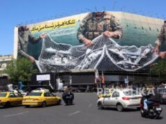 Iran Tolak Negosiasi dengan AS, Fokus pada Koridor Tengah Selat Hormuz dengan Oman