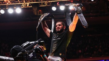 Islam-Makhachev-Bertahan-Gelar-Kalahkan-Garry-dengan-Keputusan-Mutlak-di-UFC-330