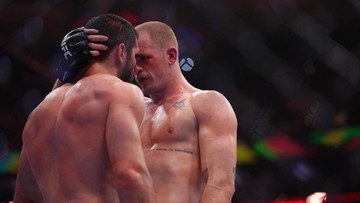 Islam-Makhachev-Bertahan-Ian-Garry-Tak-Menyesal-Meski-Kalah-di-UFC-330