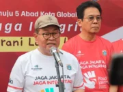 Jakarta Hadapi Polusi Udara, Gubernur Pramono Ajak Warga Gunakan Transportasi Umum