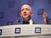 Jeff Bezos Berpeluang Masuk Konsorsium Beli Saham Liverpool