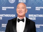 Jeff Bezos Masuk sebagai Pemilik Minoritas Liverpool, Nilai Transaksi Capai Rp40 Triliun