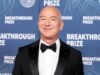 Jeff Bezos dan Kekayaan Dunia Siap Miliki Sepertiga Liverpool