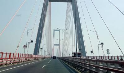 Jembatan-Suramadu-Diresmikan-dan-Estonia-Merdeka-pada-20-Agustus