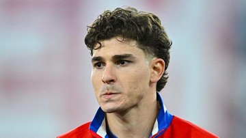 Julian-Alvarez-Terjebak-dalam-Perang-Transfer-Barcelona-dan-Arsenal-Berebut-Jasa-Penyerang-Argentina
