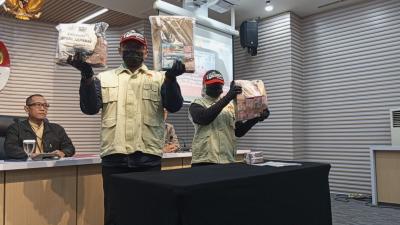 KPK-Sita-Rp665-Juta-dalam-OTT-Rektor-Unsoed