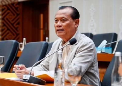 Kabareskrim-Tak-Hadir-Rapat-DPR-Adang-Daradjatun-Ini-Bukan-Tempat-Main-main