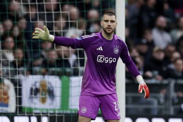 Kevin-Diks-Menjadi-Inspirasi-Maarten-Paes-Siap-Torehkan-Sejarah-di-UEFA-Conference-League