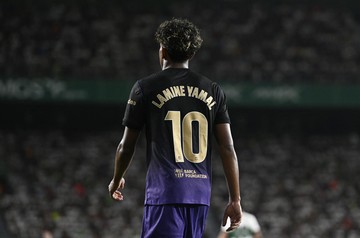 Lamine-Yamal-Belum-Cetak-Gol-Barcelona-Tetap-Percaya