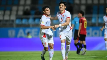 Lawan-Indonesia-Kim-Sang-Sik-Minta-Dua-Striker-Vietnam-Bangkit