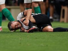Leandro Trossard Ditusuk dari Belakang, Wasit Abaikan Pukulan di Liga Turki