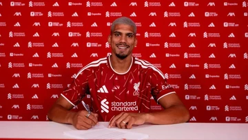 Liverpool Resmi Pinjam Ronald Araujo dari Barcelona
