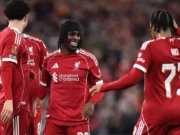 Liverpool Tumbang 2-4 dari Leeds, Iraola Pastikan Frimpong Tak Cedera Serius