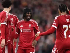 Liverpool Tumbang 2-4 dari Leeds, Iraola Pastikan Frimpong Tak Cedera Serius