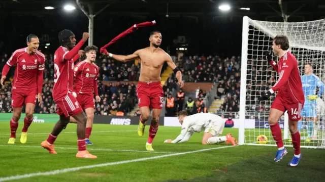 Liverpool-Tutup-PraMusim-dengan-Kemenangan-2-0-atas-Como-di-Anfield