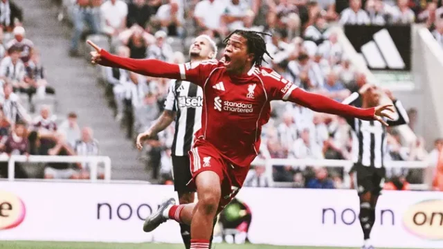 Liverpool-vs-Newcastle-Duel-Dinamis-Penuh-Drama-di-St-James-Park
