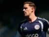 Maarten Paes Dicadangkan, Ter Stegen Cetak Debut Gemilang di Liga Belanda